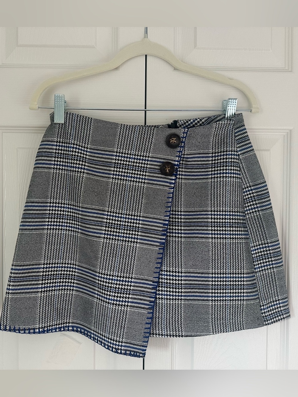 Plaid A-Line Mini Skirt with Blue Trim, Free white T-shirt Size L